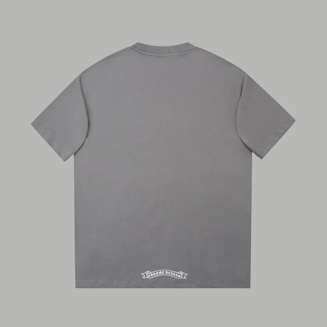 🅿️230 ✨CH✨🆕25SS Spring and Summer New Style Crow Heart✝Rack Logo Embroidered Short Sleeves Light luxury essential item for daily commuting for men and women Correct version Welcome to compare Detailed features · 260g 100% pure cotton double yarn jersey fabric · Custom dyed in the same cylinder, special thickened 32 count double-ply 1X1 thread · Double needle stitching and cross-stitching technology · Original main mark, washed tag, brand moisture-proof paper packaging Color: white/black/grey Size: S/M/L/XL